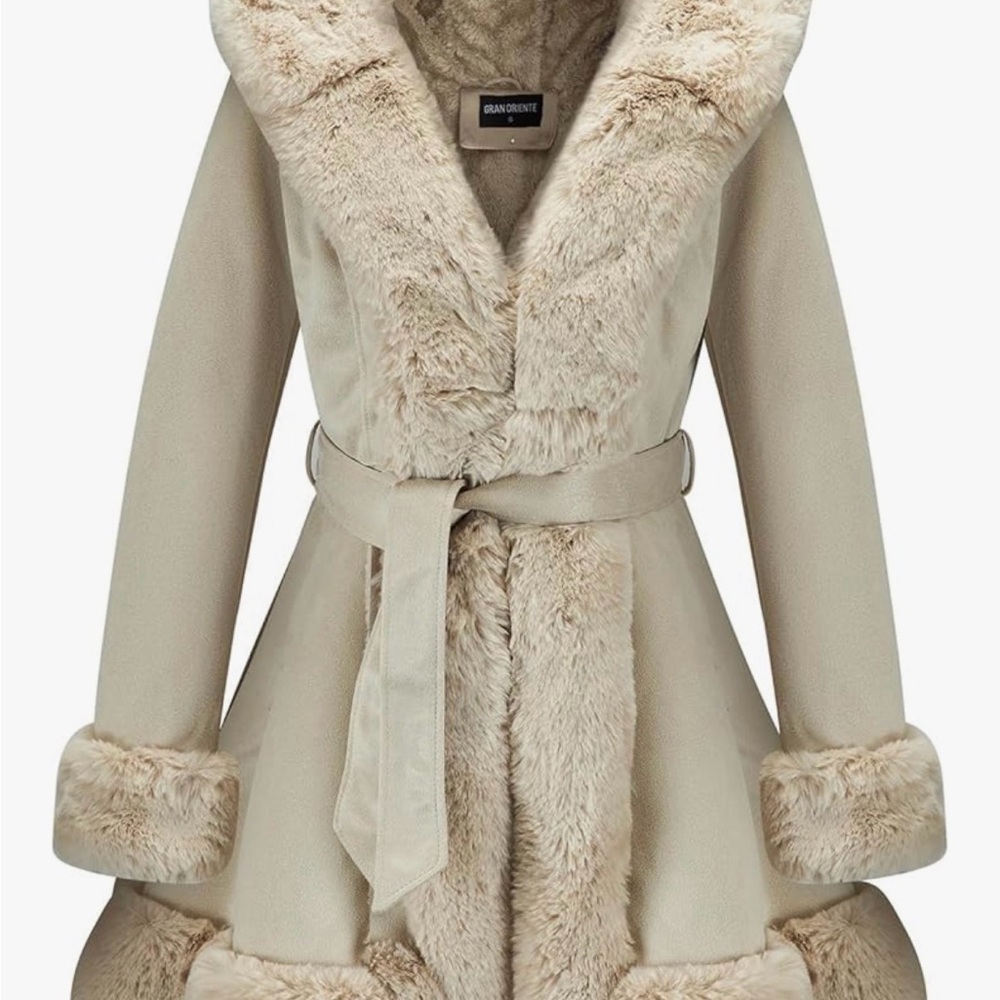 NWT Women's Cream Faux Fur Coat - Picture 9 of 11